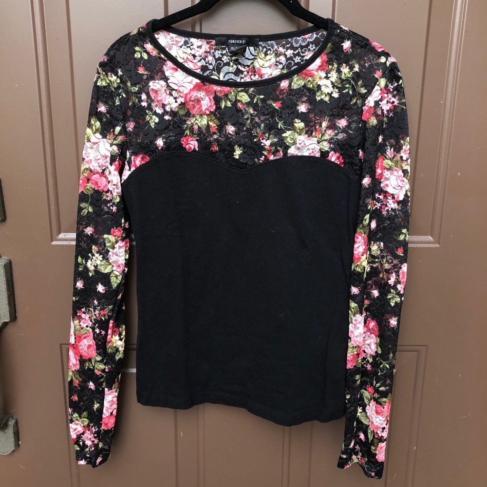 Floral lace top